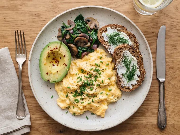 Desayuno saludable con huevo